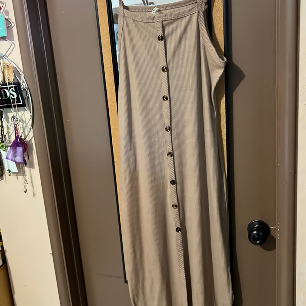Slightly used beige midi dress